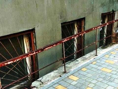 комерційна за адресою Кіри Муратової вул., 14