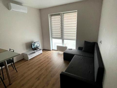 квартира за адресою смт. Авангард, Спрейса вул., 8