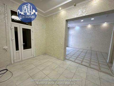 комерційна за адресою Марії Заньковецької вул., 23