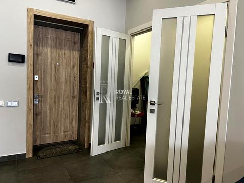 коммерческая по адресу Кловский спуск, 7a