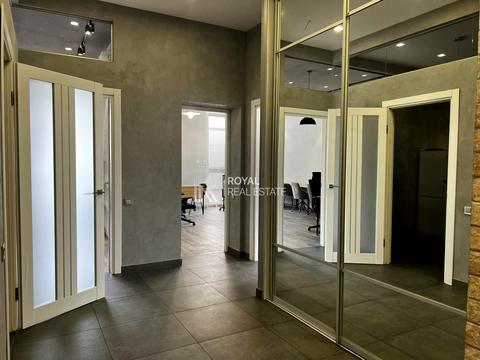 коммерческая по адресу Кловский спуск, 7a
