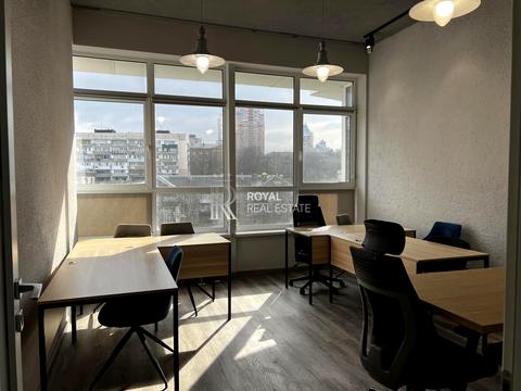 коммерческая по адресу Кловский спуск, 7a