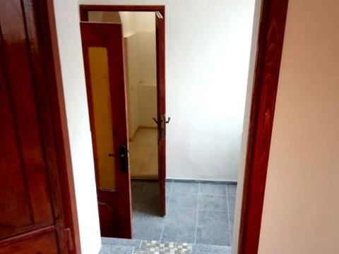 комерційна за адресою Торгова вул., 53