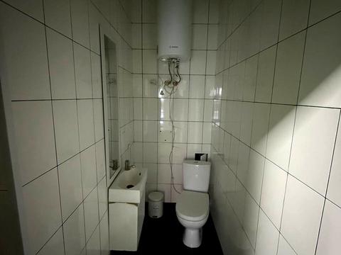 комерційна за адресою Січеславська вул., 6
