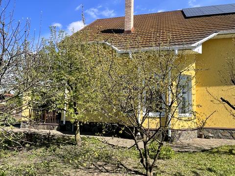 будинок за адресою Яблунева вул.