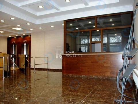 комерційна за адресою Ярославська вул., 56А