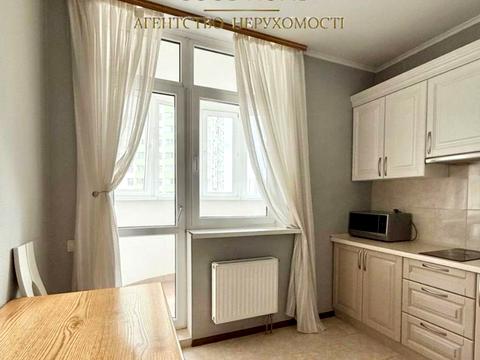 квартира за адресою Воскресенська вул., 14-Б