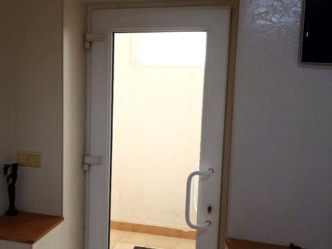 комерційна за адресою В'ячеслава Чорновола вул., 15