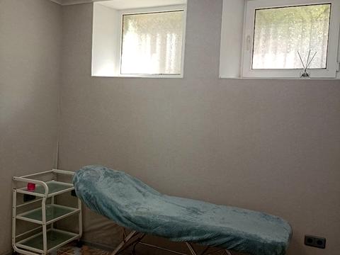 комерційна за адресою В'ячеслава Чорновола вул., 15