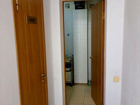 комерційна за адресою В'ячеслава Чорновола вул., 15