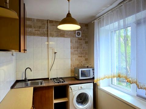 квартира за адресою Космодромна вул., 9