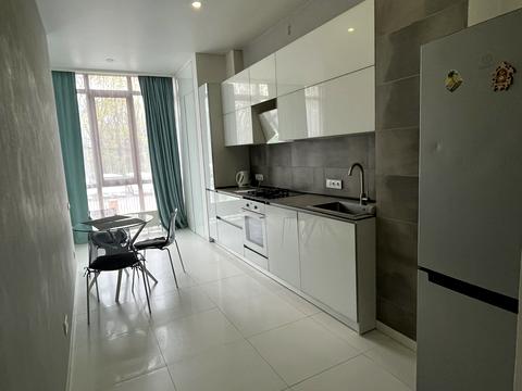 квартира за адресою Дача Ковалевського вул., 121 к1