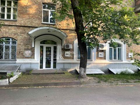 комерційна за адресою Професора Підвисоцького вул., 10/10
