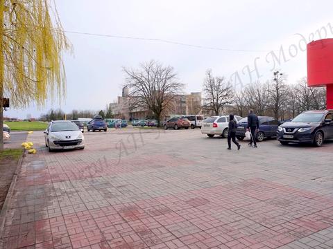 комерційна за адресою Тракторобудівників просп., 57