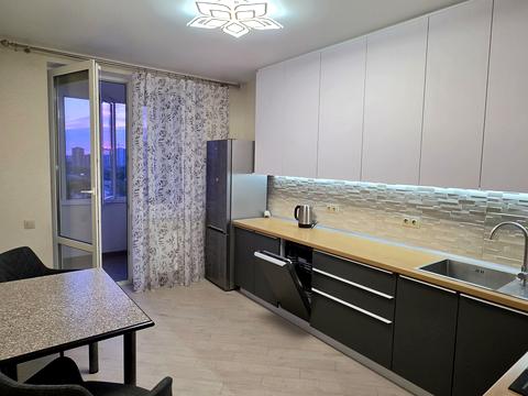 квартира по адресу Голосеевский просп. (40-летия Октября), 95-А