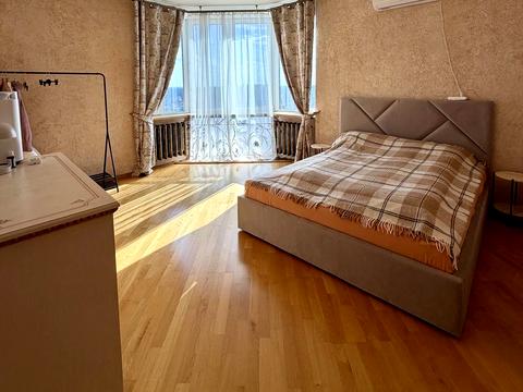 квартира за адресою Осіння вул., 33
