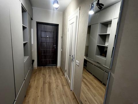 квартира за адресою Дніпровська набережна вул., 17-К