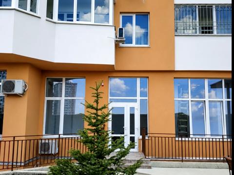 комерційна за адресою Райдужний масив вул., 1