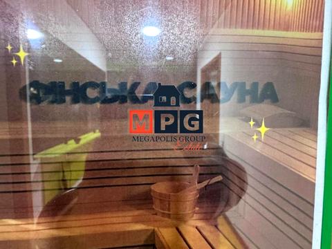 комерційна за адресою Валентинівська вул., 21