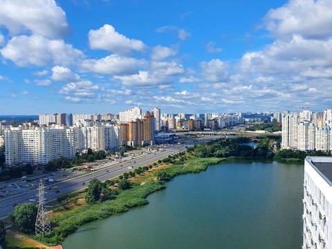 квартира по адресу Ревуцкого ул., 40-В