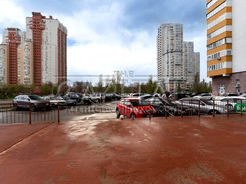 комерційна за адресою Павла Тичини просп., 16/2