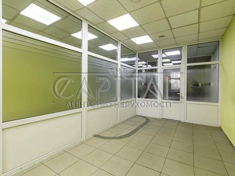 комерційна за адресою Академіка Глушкова просп., 13