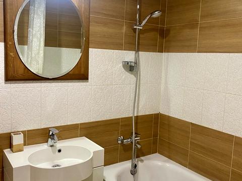 квартира по адресу Ревуцкого ул., 9