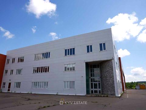 комерційна за адресою Миру вул., 1