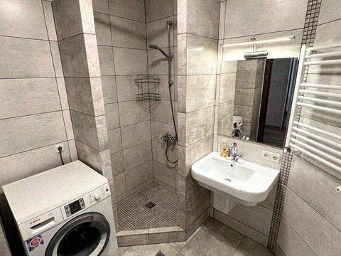 квартира по адресу Миколайчука ул., 38
