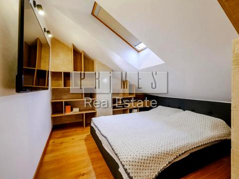 квартира за адресою Регенераторна вул., 4 к11