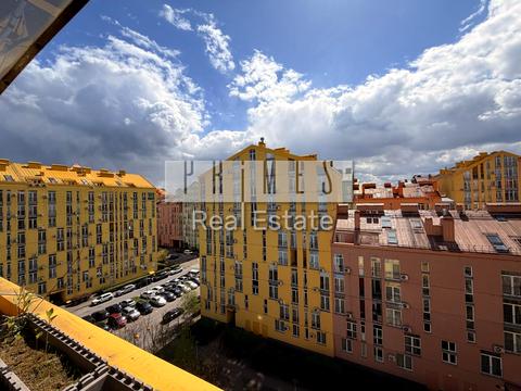 квартира за адресою Регенераторна вул., 4 к11