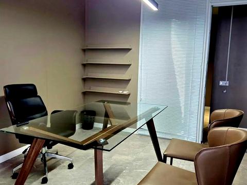 комерційна за адресою Зарічна вул., 6 к1