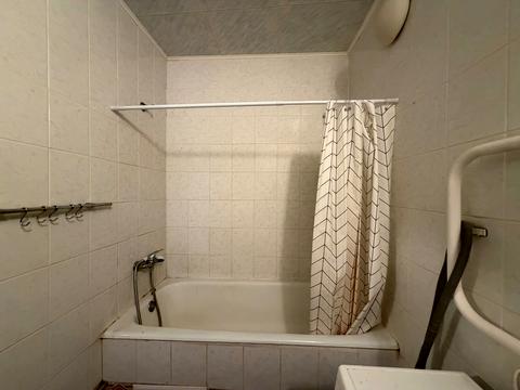 квартира по адресу Ревуцкого ул., 42-Б