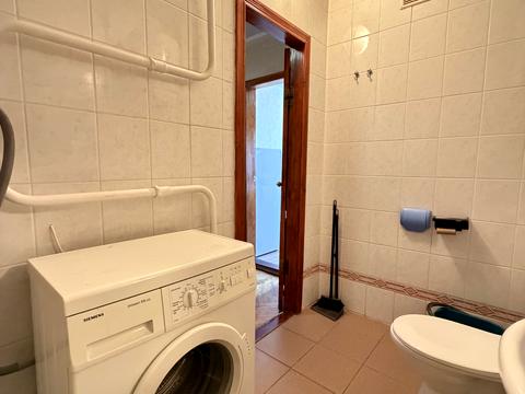 квартира по адресу Ревуцкого ул., 42-Б