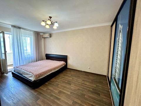 квартира за адресою Академіка Сахарова вул., 44