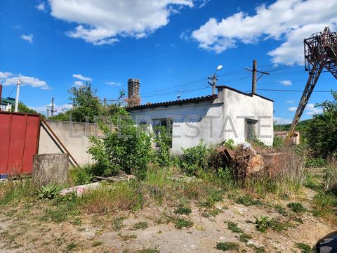 коммерческая по адресу Головна, 2з