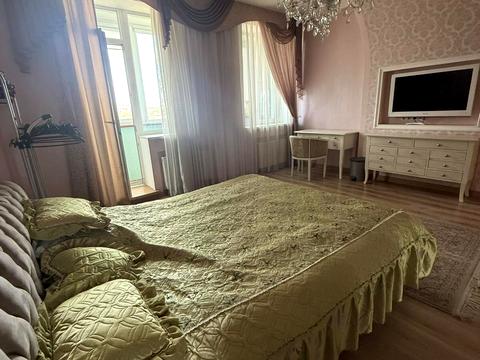 квартира по адресу Героев Харькова просп. (Московский), 131в