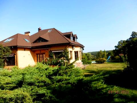 будинок за адресою с. Великі Дмитровичі, Польова, 212
