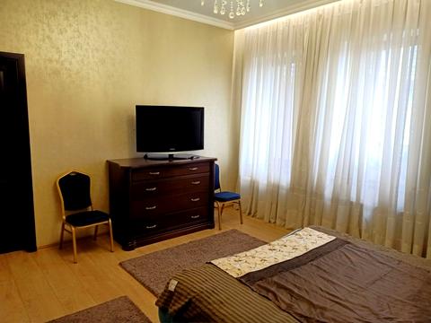 будинок за адресою Богатирська вул., 32