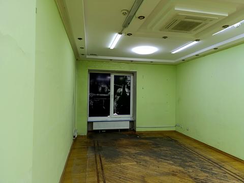 комерційна за адресою Левка Лук'яненка вул. (Маршала Тимошенка), 21к8