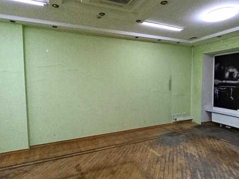 комерційна за адресою Левка Лук'яненка вул. (Маршала Тимошенка), 21к8