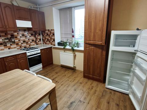 квартира за адресою Михайла Лушпи просп., 5 к27