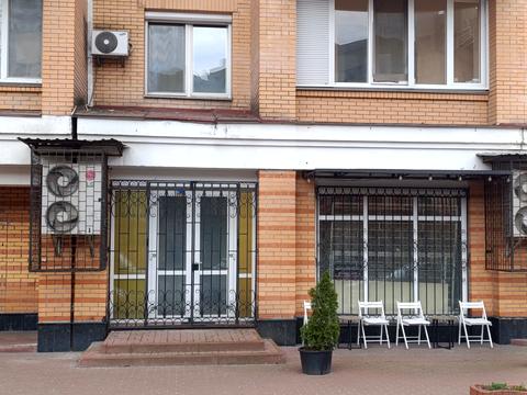 комерційна за адресою Левка Лук'яненка вул. (Маршала Тимошенка), 21к8