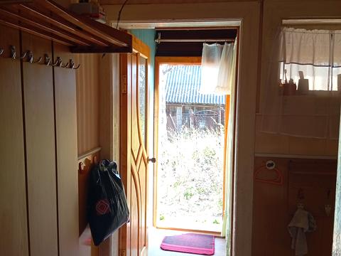 будинок за адресою Добровольців вул. (Комарова), 32