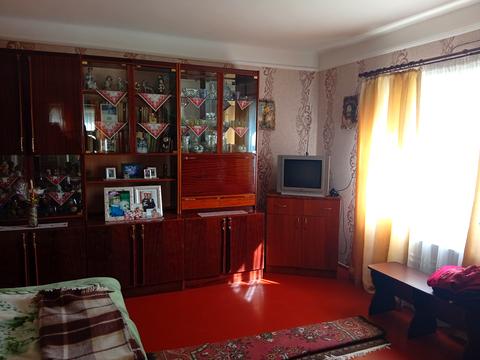 будинок за адресою Добровольців вул. (Комарова), 32