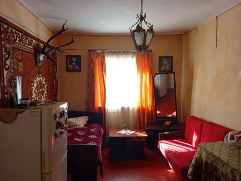 будинок за адресою Добровольців вул. (Комарова), 32