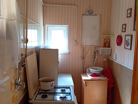 будинок за адресою Добровольців вул. (Комарова), 32
