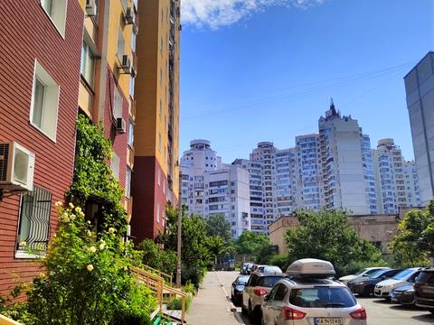 квартира за адресою Левка Лук'яненка вул. (Маршала Тимошенка), 15-Г