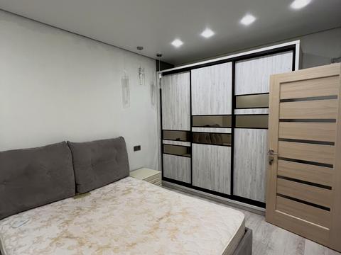 квартира за адресою Перлинна вул., 7