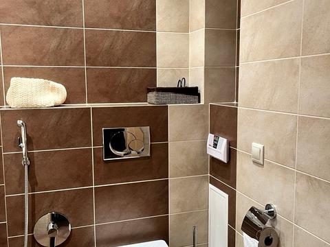 квартира за адресою Осіння вул., 33
